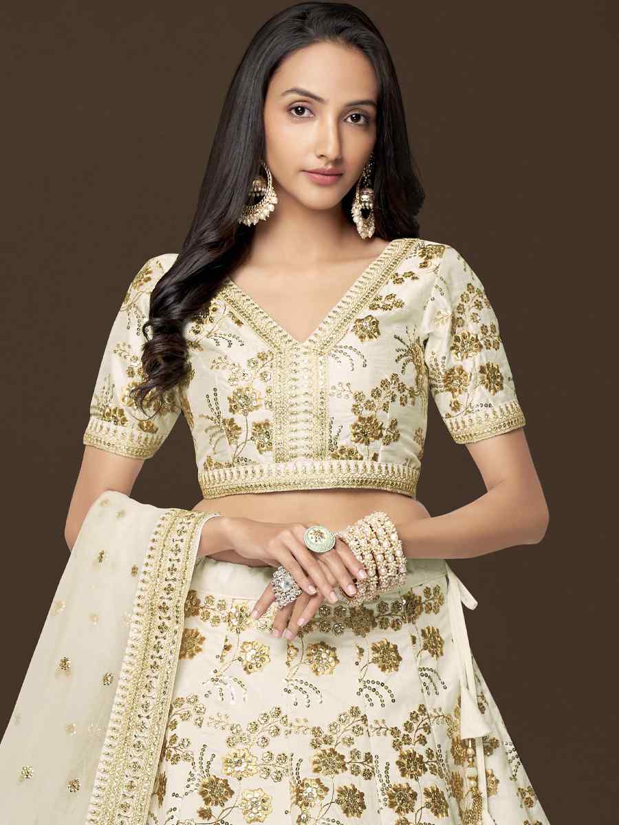 White Slub Silk Embroidered Engagement Wedding Heavy Border Lehenga Choli