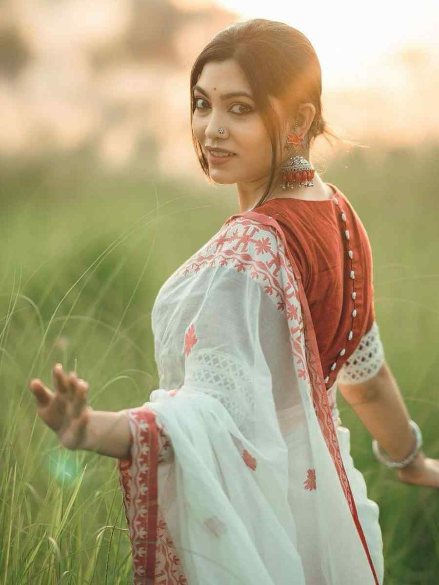 White Soft Cotton Jacquard Festival Wear Fancy Heavy Border Saree