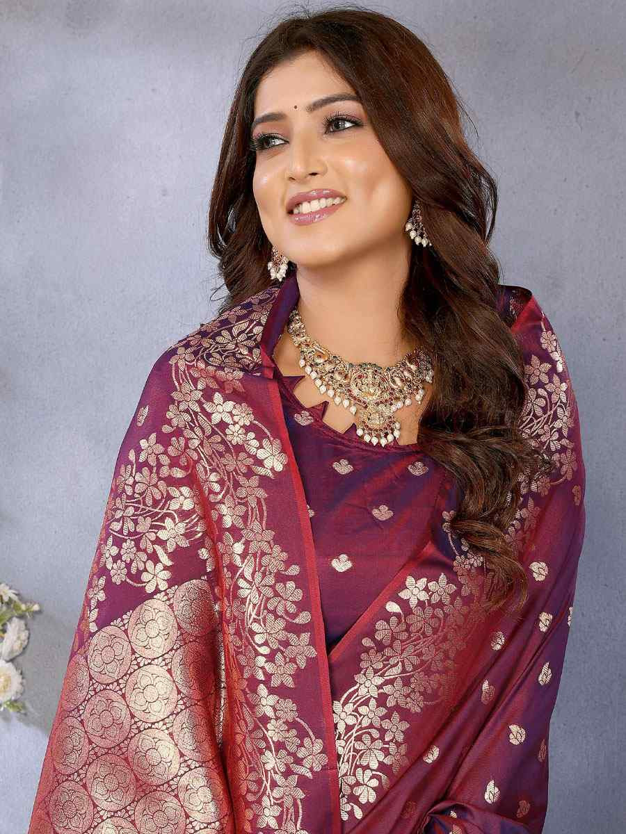 Wine Banarasi Silk Handwoven Traditional Bridal Reception Festival Wedding Fancy Heavy Border Saree