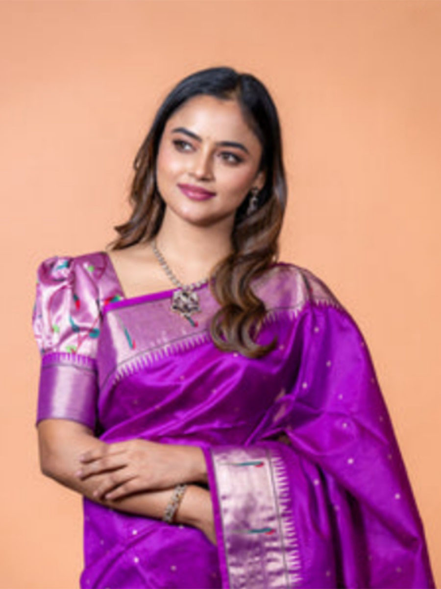 Wine Khadi Silk Handwoven Wedding Reception Party Festival Casual Heavy Border Sarees