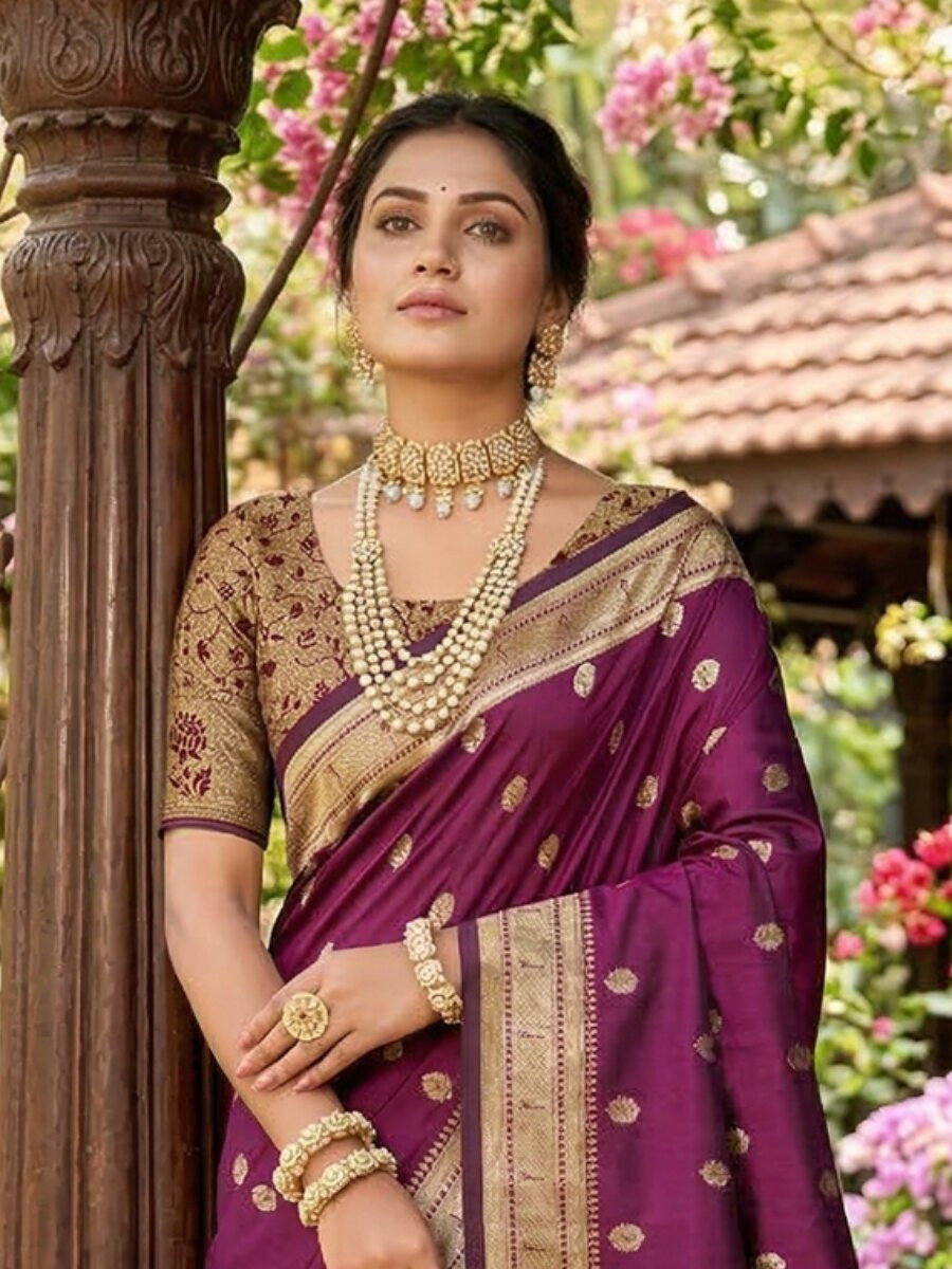 Wine Soft Silk Handwoven Wedding Reception Party Festival Casual Heavy Border Sarees