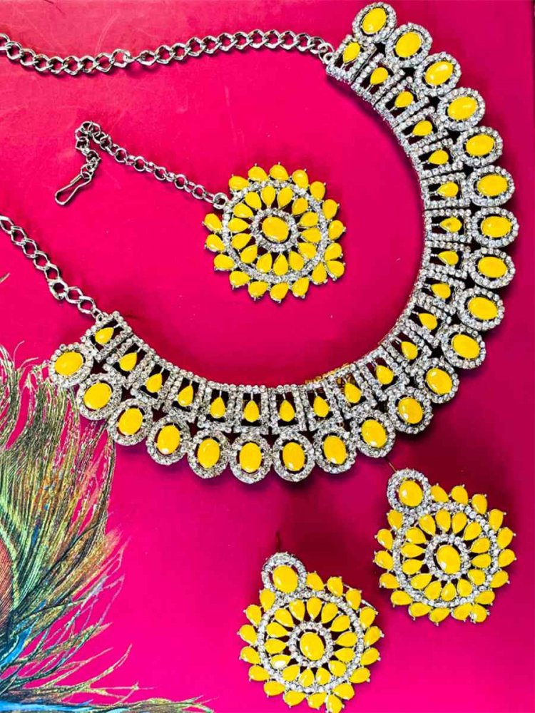 Yellow Alloy Festival Wear Diamonds Necklace