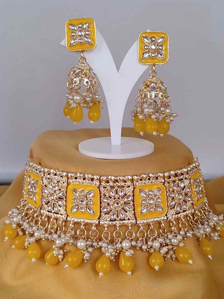 Yellow Alloy Traditional Wear Meenakari Necklace