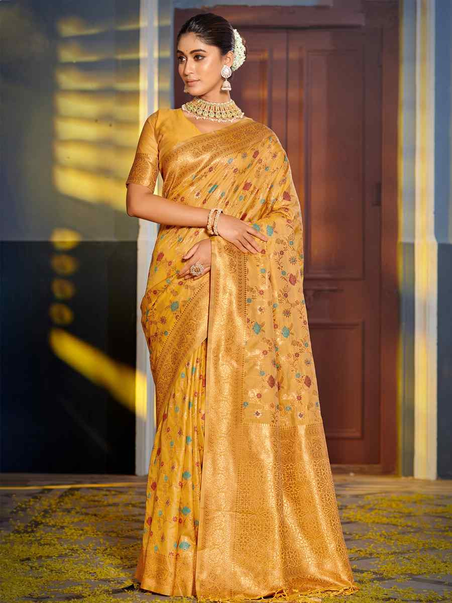 Yellow Banarasi Silk HandWeaving Pall Festival Wedding Fancy Heavy Border Saree