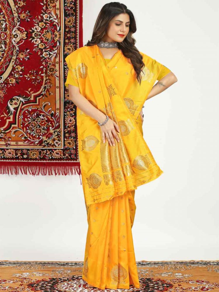 Yellow Banarasi Silk Handwoven Festival Casual Classic Style Saree