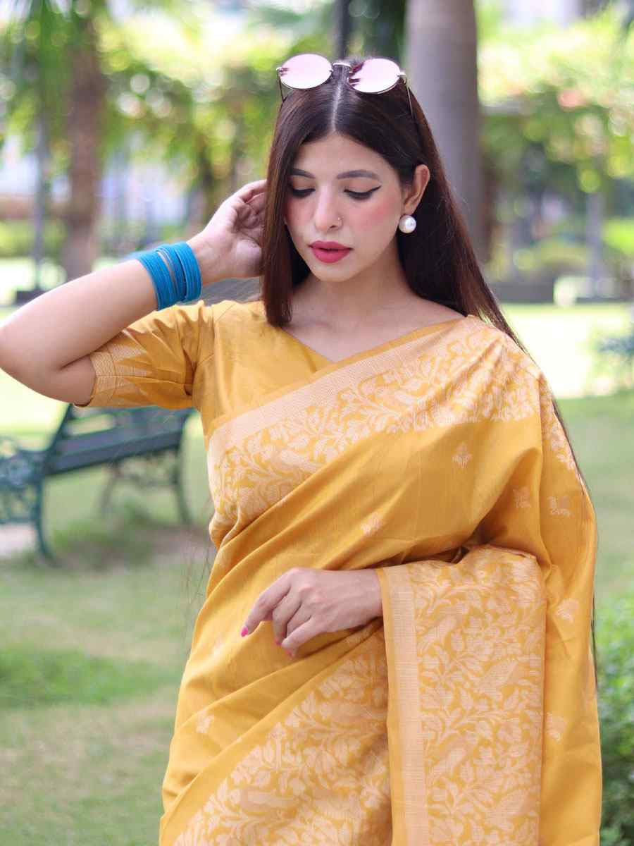Yellow Banglori Handloom Raw Silk Handwoven Casual Reception Festival Wedding Fancy Classic Style Sarees