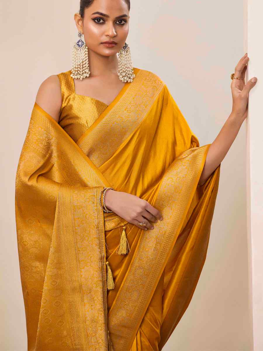 Yellow Dolla Silk Handwoven Festival Wedding Fancy Heavy Border Saree