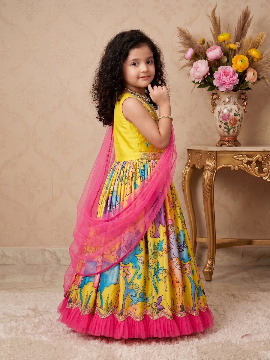 Yellow Heavy Chinon Printed Embroidered Sequins Ethnic Casual Festival Party Wedding Gown