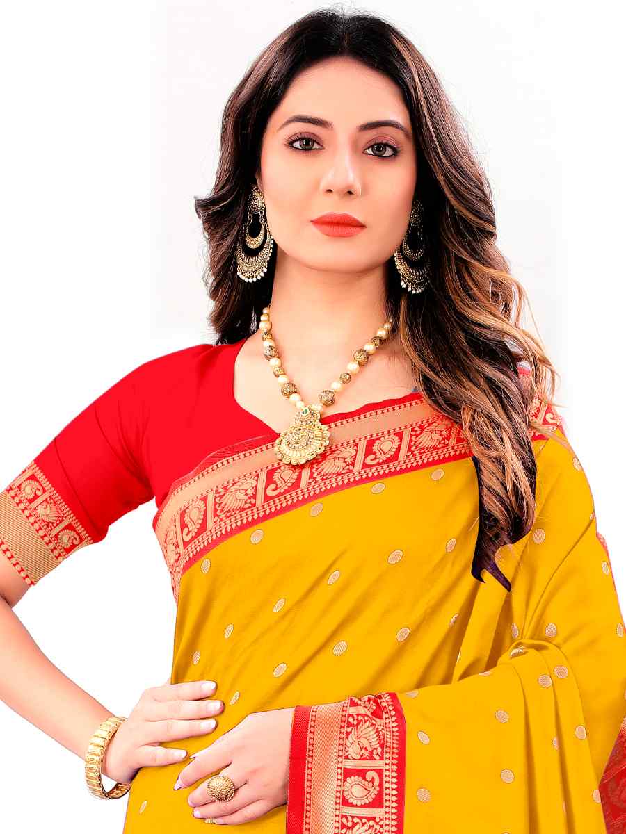 Yellow Jacquard Handwoven Wedding Festival Heavy Border Saree