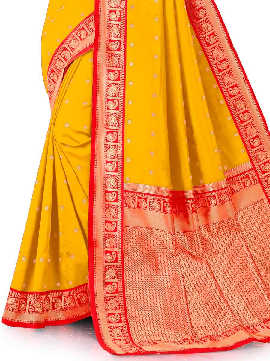 Yellow Jacquard Handwoven Wedding Festival Heavy Border Saree