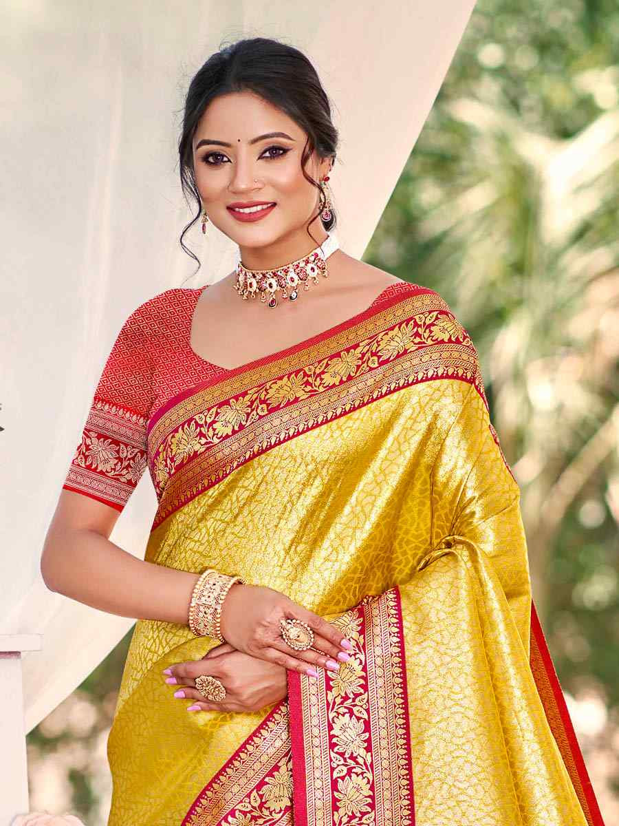 Yellow Kanjivaram Silk Handwoven Traditional Bridal Reception Festival Wedding Fancy Heavy Border Saree