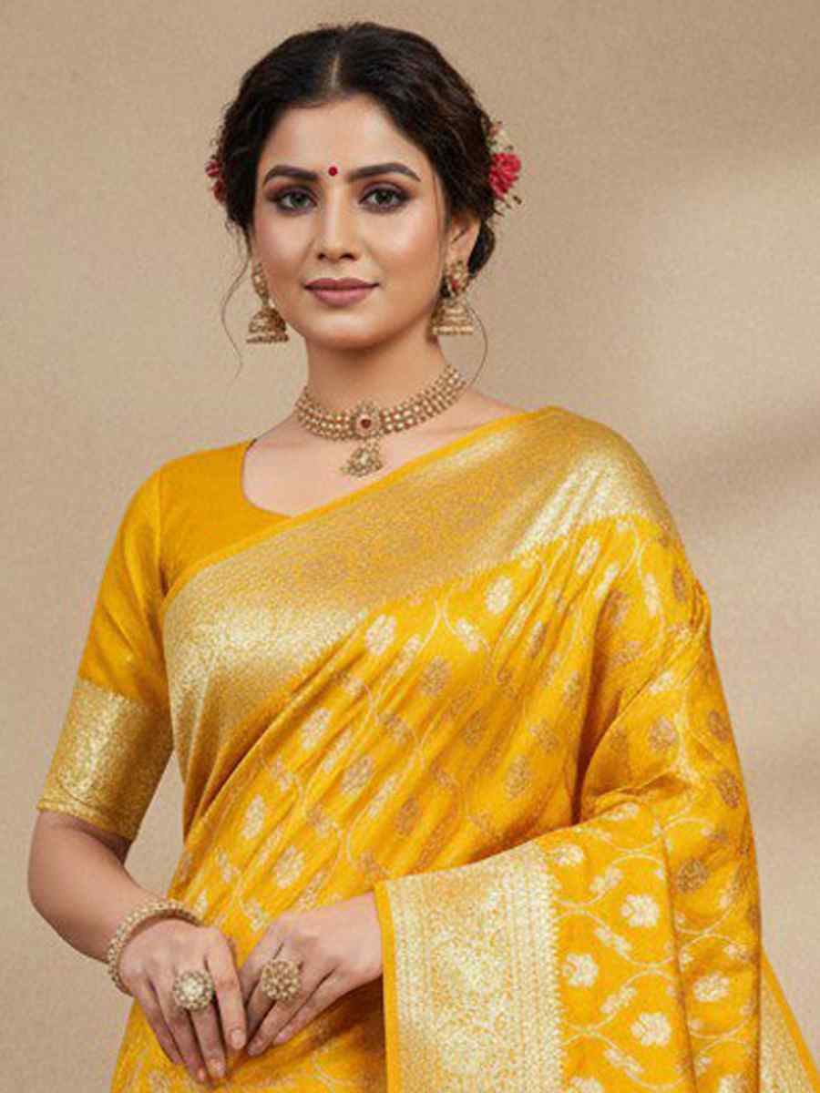 Yellow Kanjivaram silk Handwoven Zari Bridal Reception Festival Wedding Fancy Heavy Border Saree