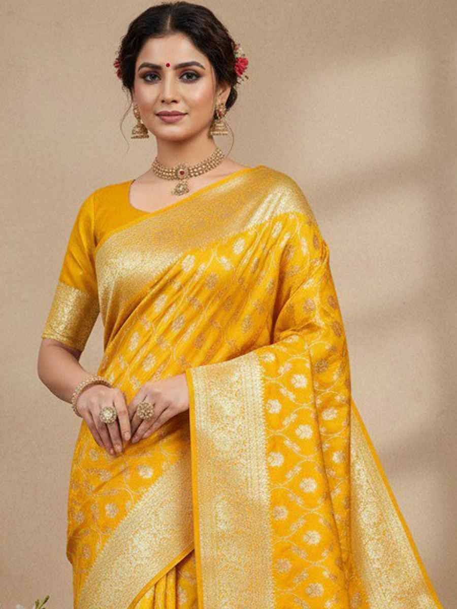 Yellow Kanjivaram silk Handwoven Zari Bridal Reception Festival Wedding Fancy Heavy Border Saree