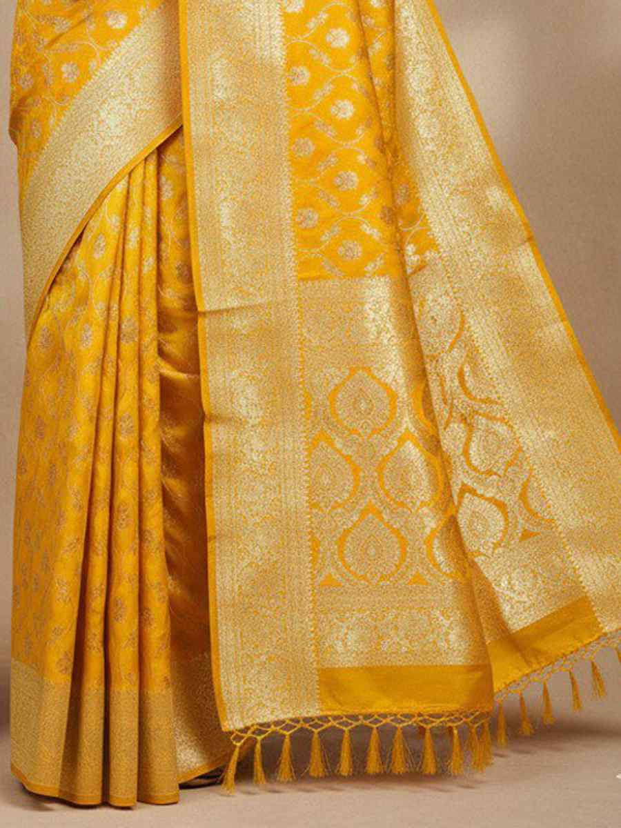 Yellow Kanjivaram silk Handwoven Zari Bridal Reception Festival Wedding Fancy Heavy Border Saree