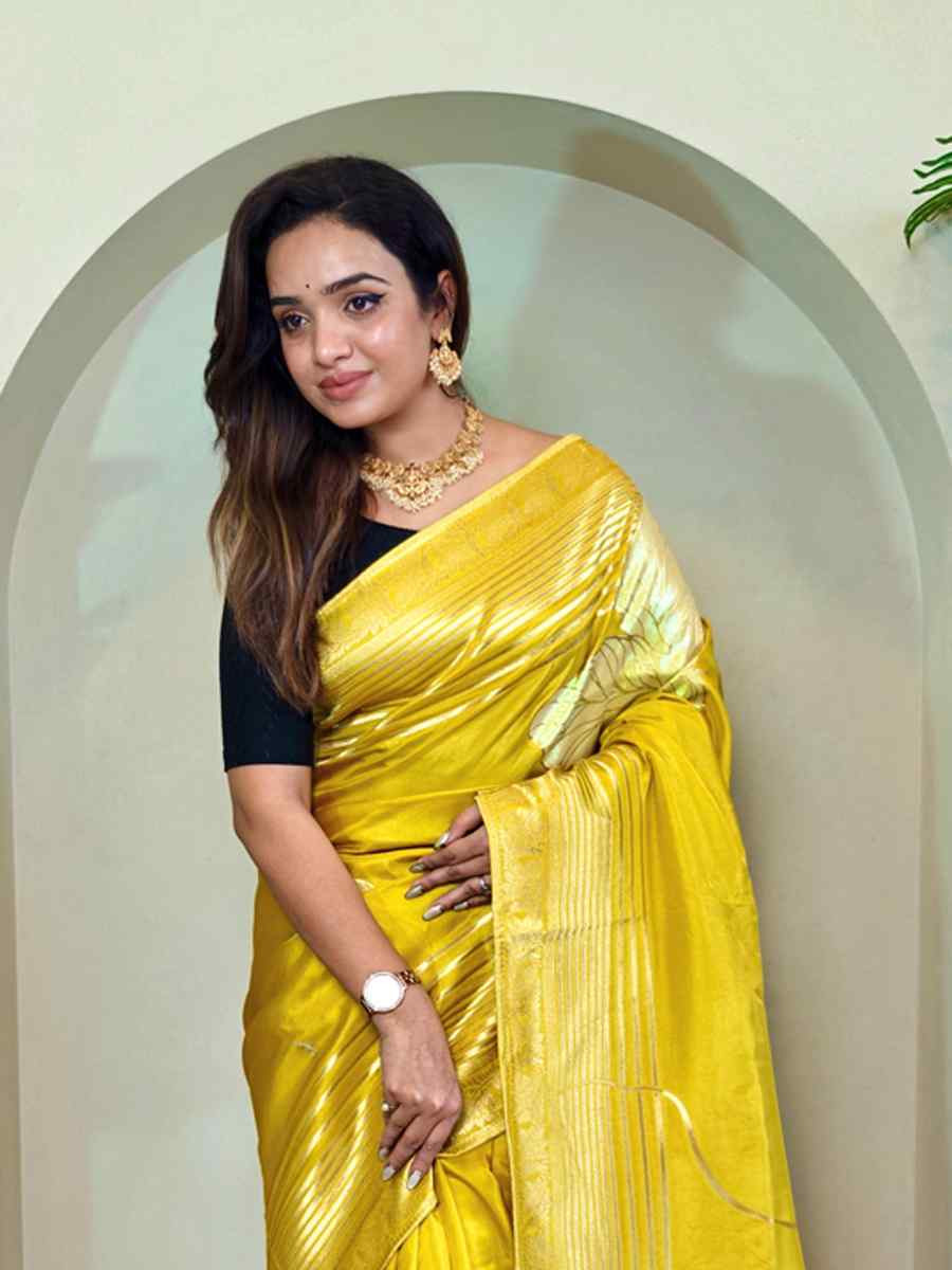 Yellow Munga Silk Handwoven Festival Wedding Fancy Heavy Border Saree