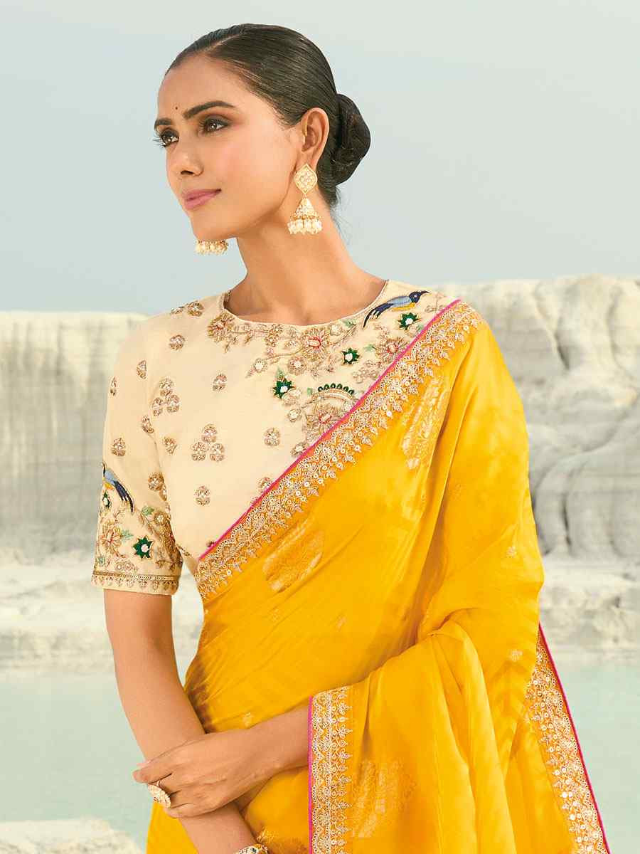 Yellow Organza Viscose Embroidery Bridal Reception Festival Wedding Fancy Heavy Border Saree