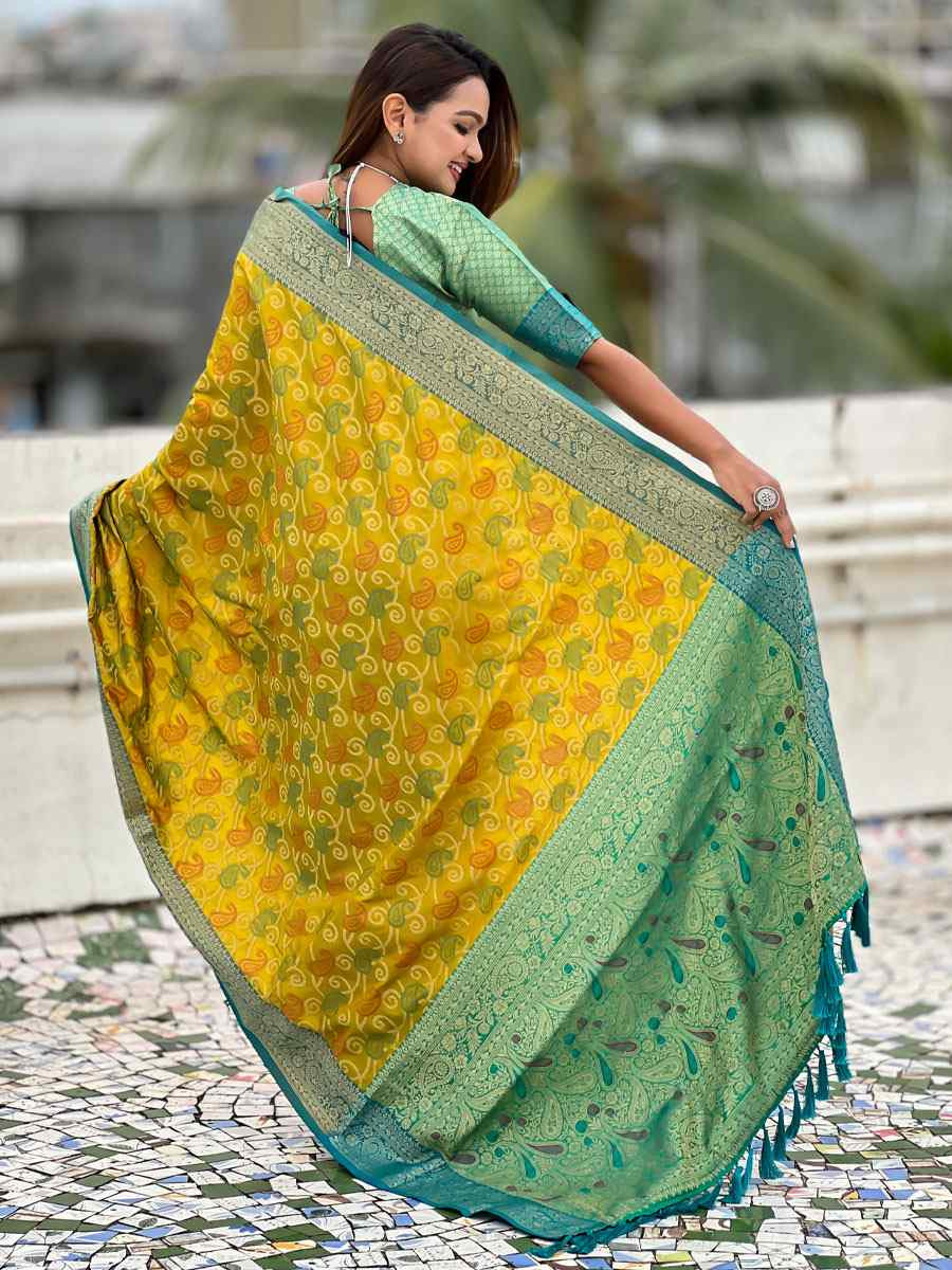 Yellow Patola Silk Handwoven Casual Reception Festival Wedding Fancy Classic Style Sarees