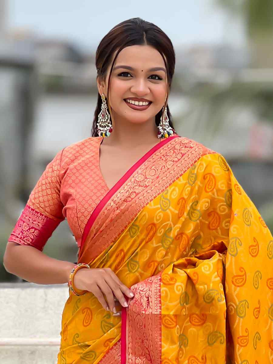 Yellow Patola Silk Handwoven Casual Reception Festival Wedding Fancy Classic Style Sarees