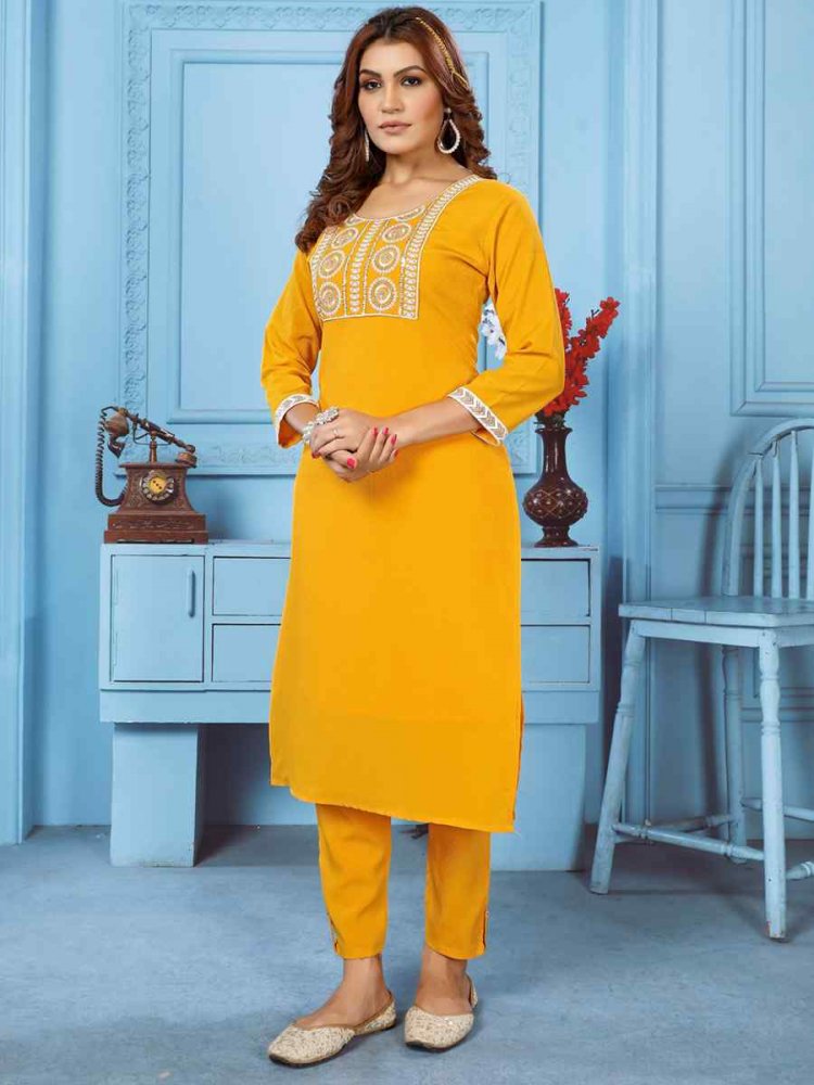 Yellow Rinkal Cotton Embroidered Festival Casual Kurti With Bottom