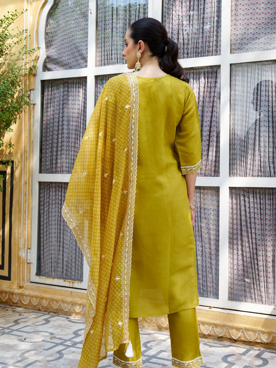 Yellow Silk Blend Embroidery Sequins Wedding Party Festival Casual Haldi Ready Pant Salwar Kameez