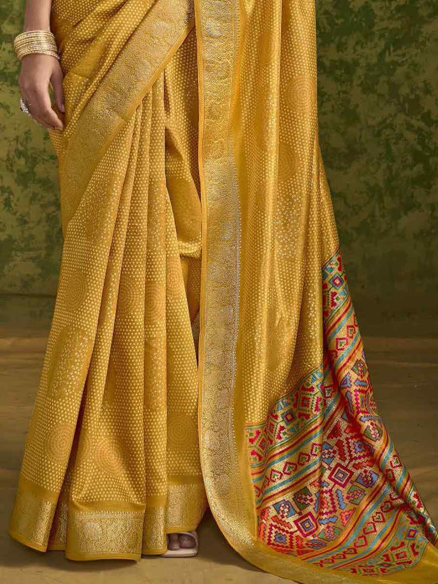Yellow Silk Handwoven Festival Wedding Fancy Heavy Border Saree