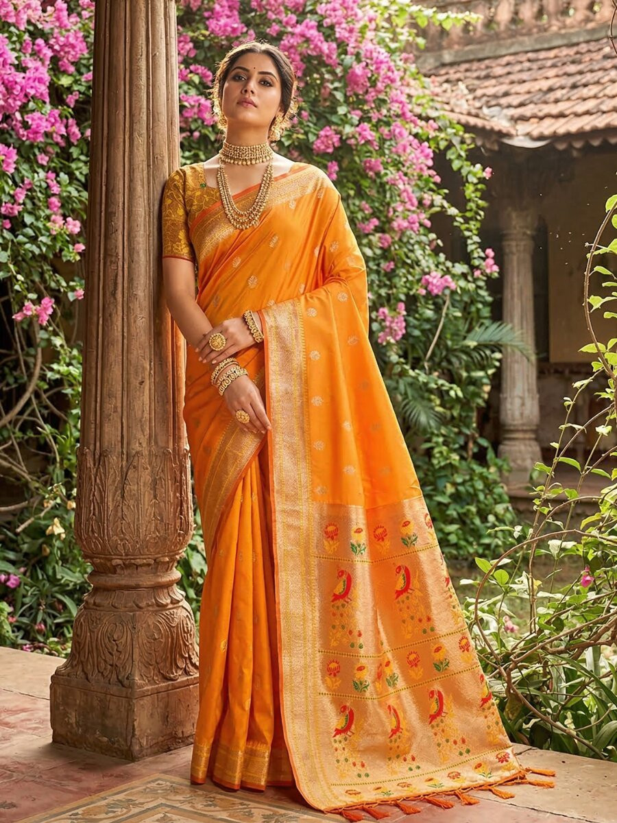 Yellow Soft Silk Handwoven Wedding Reception Party Festival Casual Heavy Border Sarees