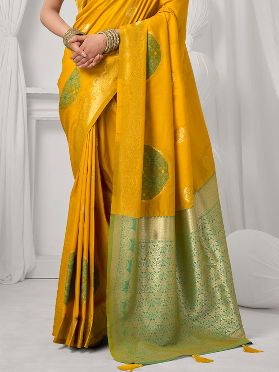 Yellow Soft Silk Kanjivaram Zari Brocade Wedding Party Festival Heavy Border Sarees