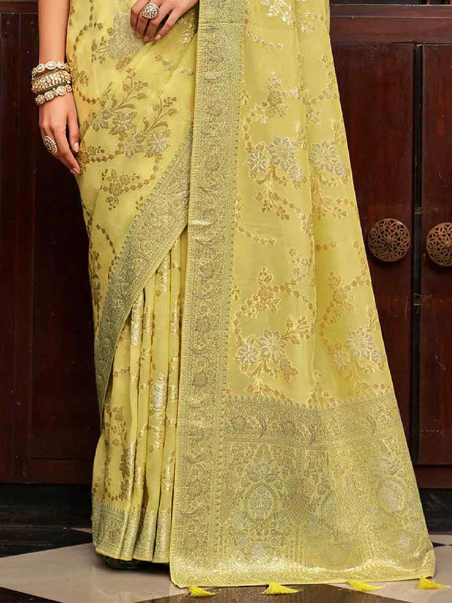 Yellow Viscose Silk Handwoven Bridal Reception Festival Wedding Fancy Heavy Border Saree